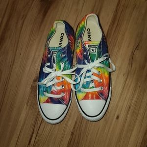 tie dye converse
